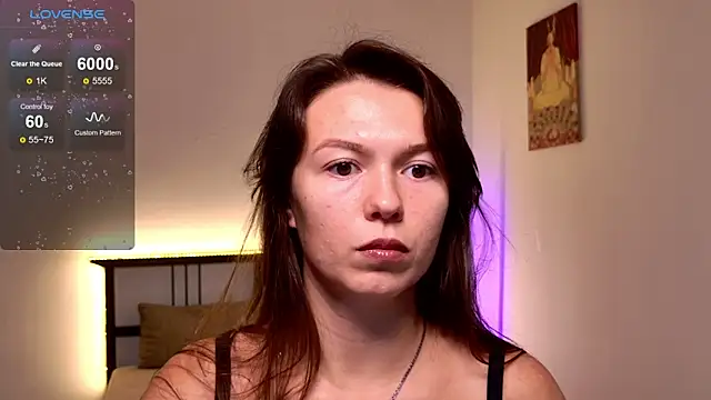 Snapshot of EllaCanny chatting on 10.18.25 EllaCanny online show from 10.18.25