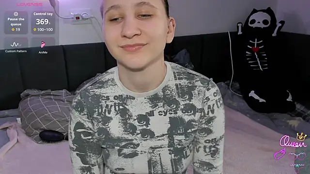 ChristinaFivePlus online show from 03.31.26