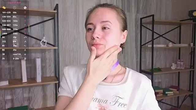 Snapshot of Crysta1Eva_ chatting on 04.17.26 Crysta1Eva online show from 04.17.26