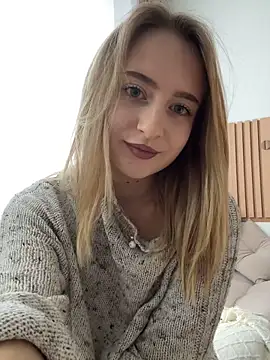 LinaViam online show from 09.22.25