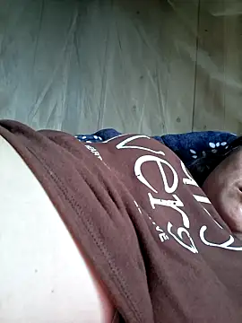 xuxulovezz online show from 03.31.26