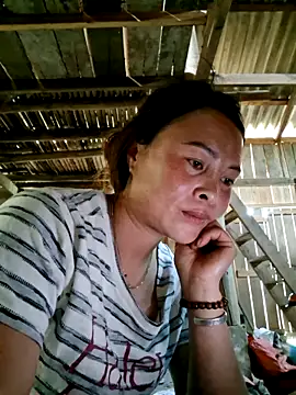 xuxulovezz online show from 04.13.26