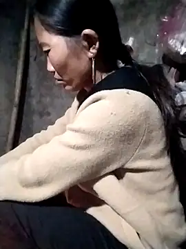 abigail-00 online show from 11.22.25