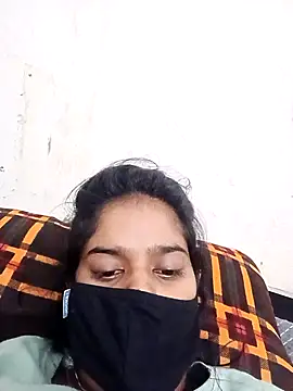 Snapshot of ROSHNI-744 chatting on 10.26.25 ROSHNI-744 online show from 10.26.25