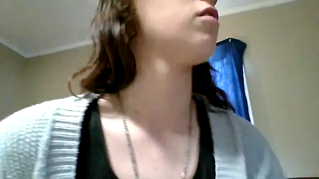 brunettebabexo3 online show from 10.27.25