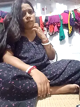 Snapshot of reya743 chatting on 09.22.25 reya743 online show from 09.22.25