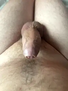 Snapshot of Andrew150394 chatting on 10.15.25 Andrew150394 online show from 10.15.25