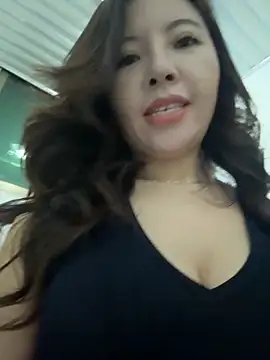 YINGZI-666 online show from 10.15.25