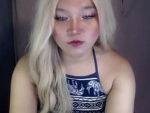 Eyes-on-me online show from 05.09.26