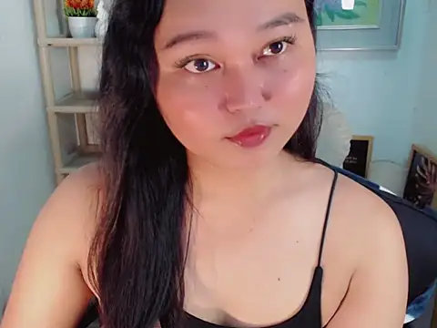 Snapshot of Eyes-on-me chatting on 06.18.26 Eyes-on-me online show from 06.18.26