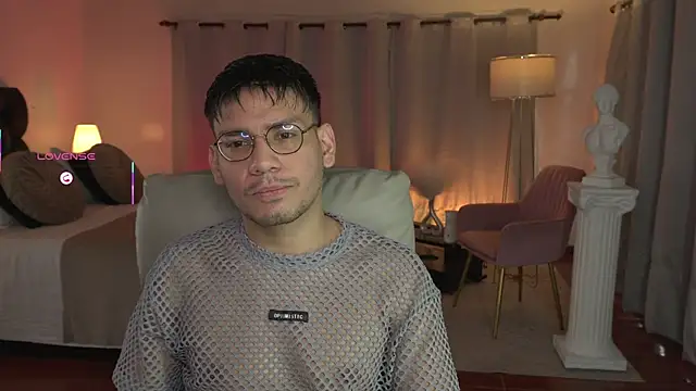 marcuswildx online show from 04.23.26