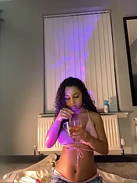 OliviaAshhh online show from 02.19.26