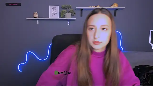 Snapshot of lilu_pink chatting on 10.02.25 lilu pink online show from 10.02.25