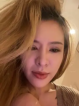 miumiu-66 online show from 10.15.25