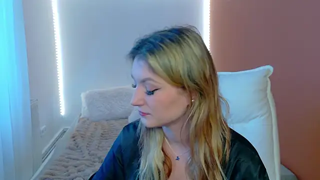 Anaayss  online show from 02.03.26