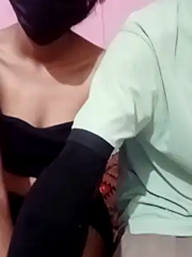 Snapshot of classmate07 chatting on 11.25.25 classmate07 online show from 11.25.25