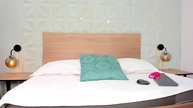 ValeryTrans  online show from 03.20.26