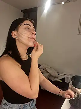 Zafira  online show from 11.15.25