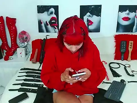 Snapshot of mylygrey chatting on 07.06.26 mylygrey online show from 07.06.26