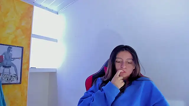 lala clark online show from 02.12.26