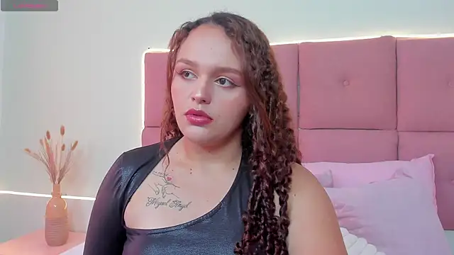 CamilaGomez149 online show from 04.25.26