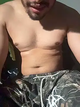 Snapshot of wwolfxxx chatting on 10.27.25 wwolfxxx online show from 10.27.25