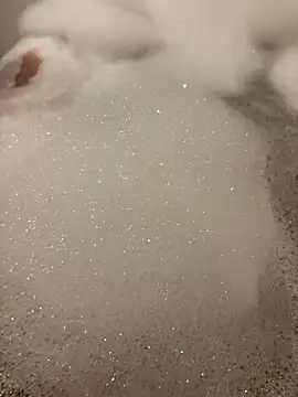 Snapshot of -will33 chatting on 10.23.25 -will33 online show from 10.23.25