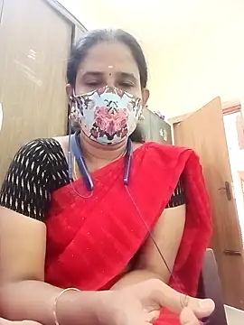 Snapshot of tamil_Boomika chatting on 04.26.26 tamil Boomika online show from 04.26.26