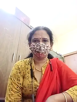 Snapshot of tamil_Boomika chatting on 05.11.26 tamil Boomika online show from 05.11.26