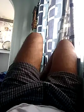 Snapshot of HolaPeeps chatting on 09.24.25 HolaPeeps online show from 09.24.25