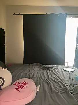 YeahhhitsBreezy online show from 03.08.26