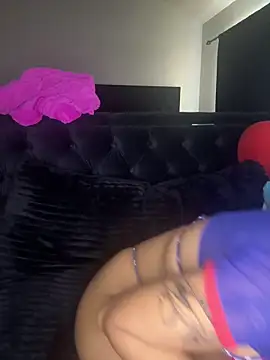 Snapshot of YeahhhitsBreezy chatting on 06.07.26 YeahhhitsBreezy online show from 06.07.26
