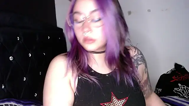 Iluromi online show from 11.17.25