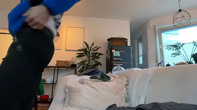 Snapshot of Passion-Frucht chatting on 10.27.25 Passion-Frucht online show from 10.27.25