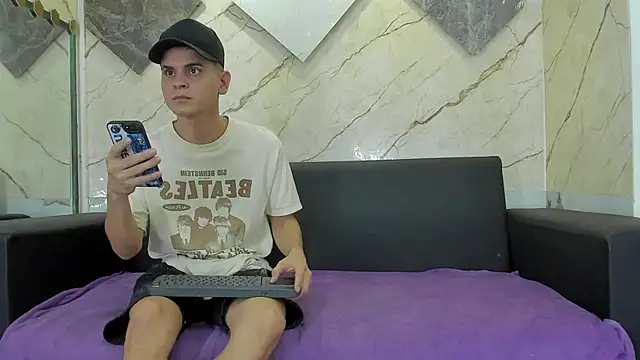 liam coleman25 online show from 03.02.26