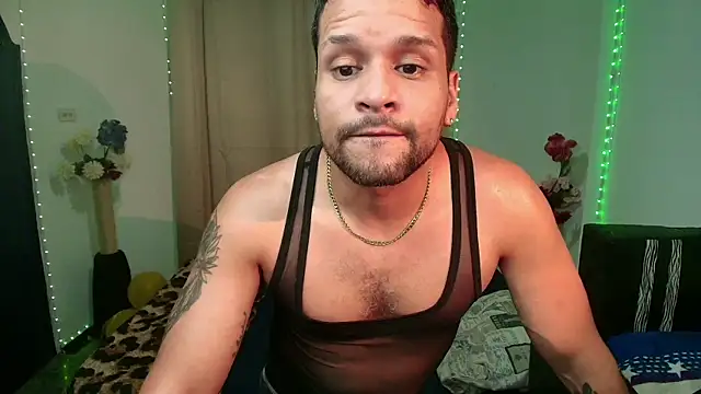 LucasGaeel online show from 04.15.26