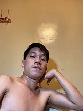 Snapshot of asian_guy_69 chatting on 10.20.25 asian guy 69 online show from 10.20.25