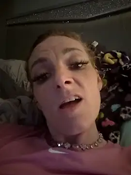 arinna93 online show from 10.31.25