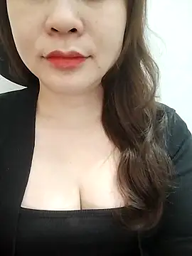 Girl Shy2000 online show from 03.24.26