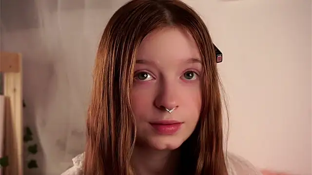 Snapshot of Wandarful_Wanda chatting on 10.24.25 Wandarful Wanda online show from 10.24.25