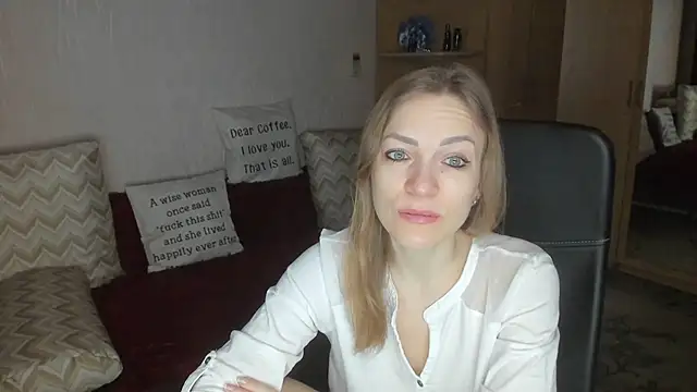 Snapshot of Tiffany_Bates chatting on 01.19.26 Tiffany Bates online show from 01.19.26