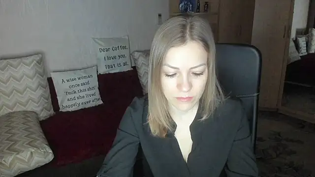 Snapshot of Tiffany_Bates chatting on 02.04.26 Tiffany Bates online show from 02.04.26