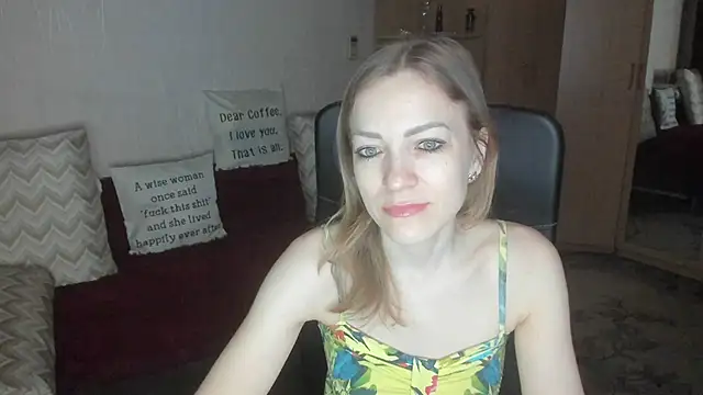 Snapshot of Tiffany_Bates chatting on 03.02.26 Tiffany Bates online show from 03.02.26