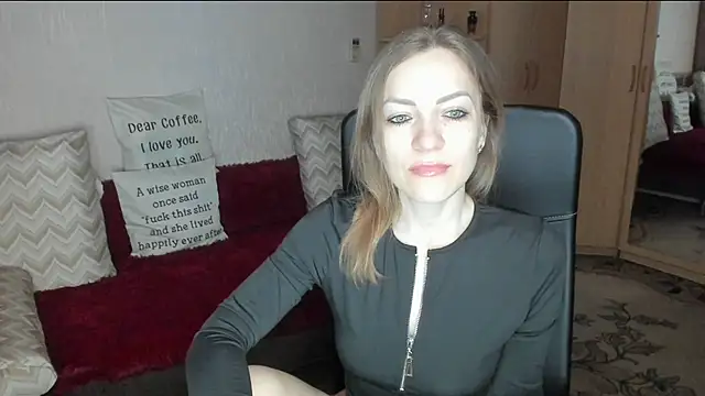 Snapshot of Tiffany_Bates chatting on 03.07.26 Tiffany Bates online show from 03.07.26