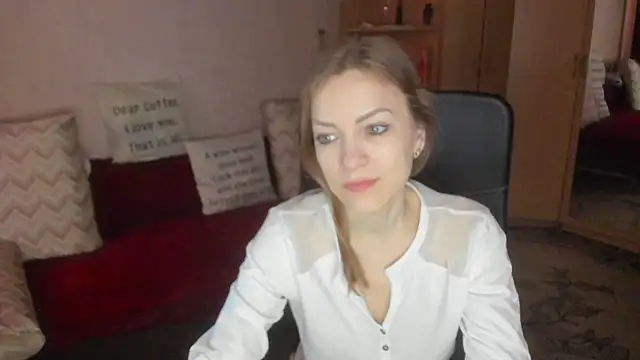 Snapshot of Tiffany_Bates chatting on 03.23.26 Tiffany Bates online show from 03.23.26