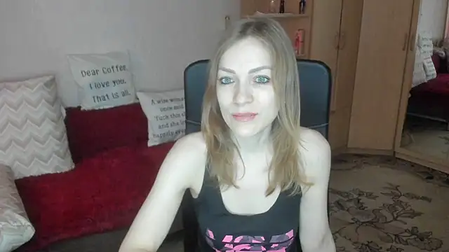 Snapshot of Tiffany_Bates chatting on 03.28.26 Tiffany Bates online show from 03.28.26