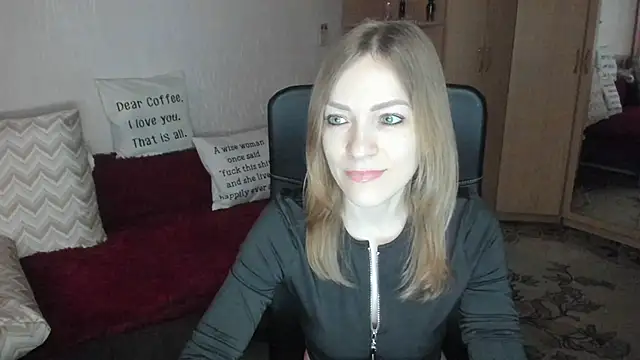 Snapshot of Tiffany_Bates chatting on 04.01.26 Tiffany Bates online show from 04.01.26