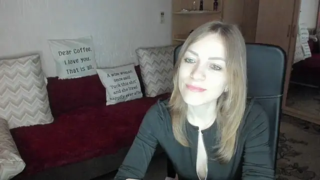 Snapshot of Tiffany_Bates chatting on 04.01.26 Tiffany Bates online show from 04.01.26