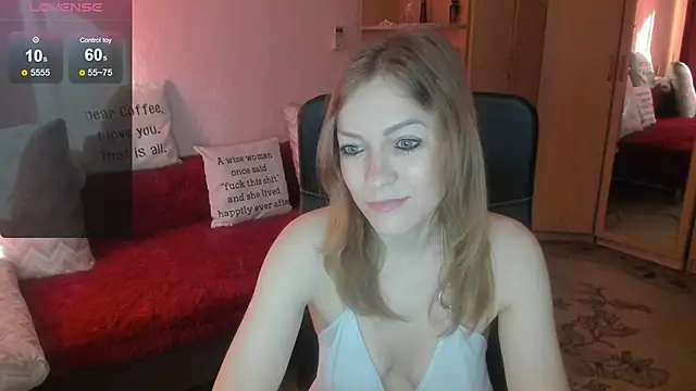 Tiffany Bates online show from 06.10.26