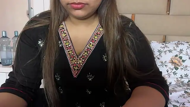 Miss Rose   online show from 06.22.26